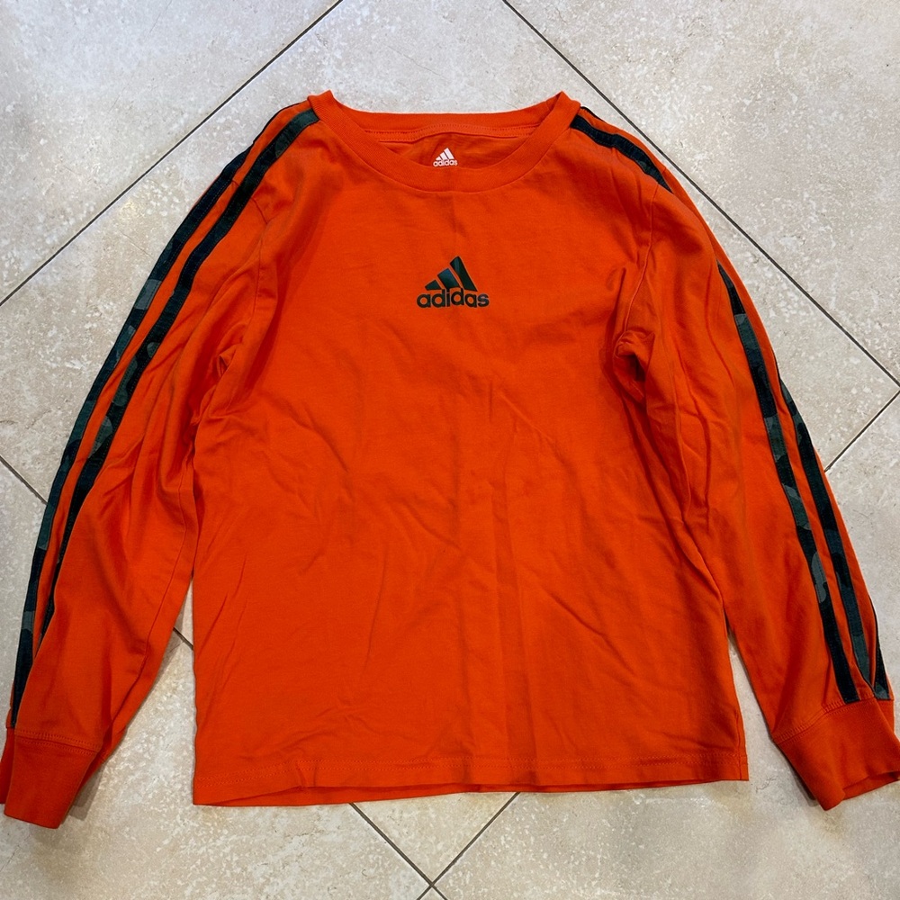 Boys Adidas orange and green camo stripe long sleeve shirt size small (8)